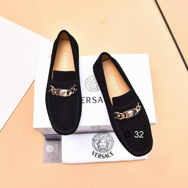 Picture of Versace Shoes _SKUVersacesz38-45F050220455